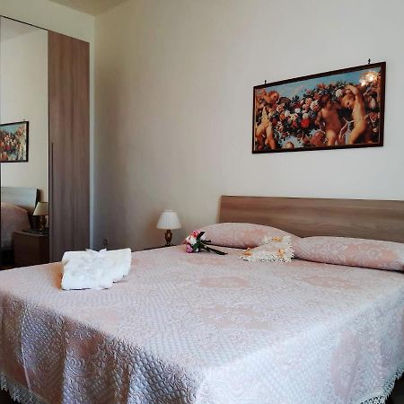 Apartamento A Casa Di Carla Terracina Exterior foto