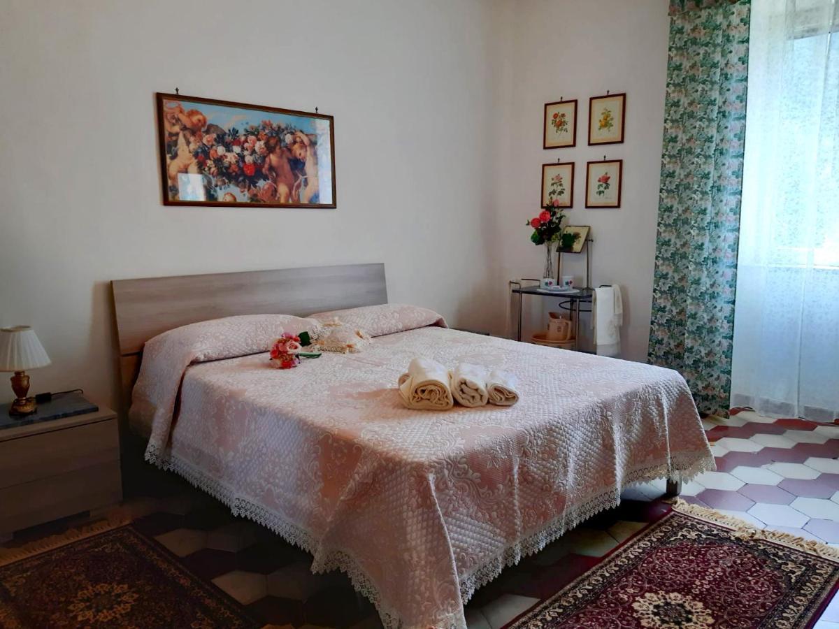 Apartamento A Casa Di Carla Terracina Exterior foto